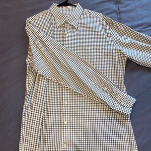 Mens Peter Millar Button Down. Large.